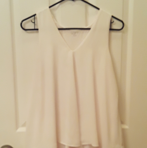 Top - Picture 2 of 2